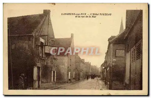 Cartes postales Langrune Sur Mer L Hotel Touzeau et la Rue de la Mer