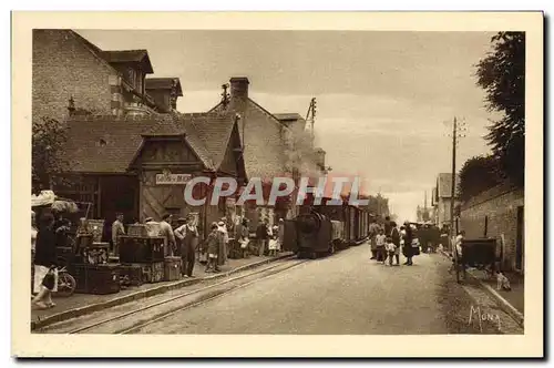 Cartes postales Lion Sur Mer La gare et le train de Caen a la mer