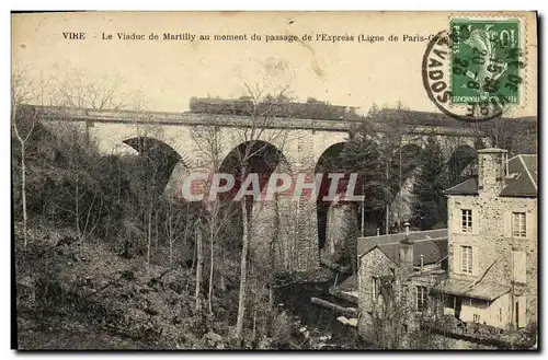 Ansichtskarte AK Vire Le Viaduc du Martilly au moment du pasage de l Express Train