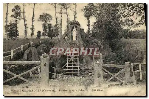 Cartes postales Mesnil Mauger La Grotte et le Calvaire