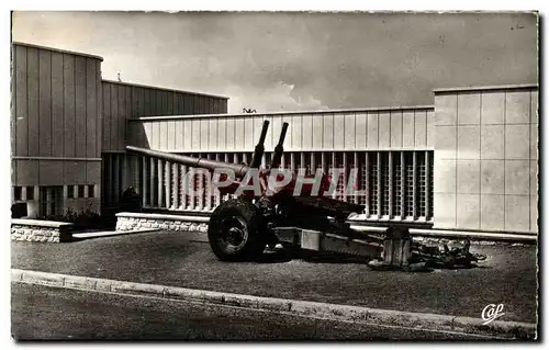 Cartes postales moderne Arromanches les Bains Port de la Liberation Le Musee Canon