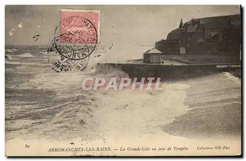 Cartes postales Arromanches les Bains La Grande Cale un jour de Tempete