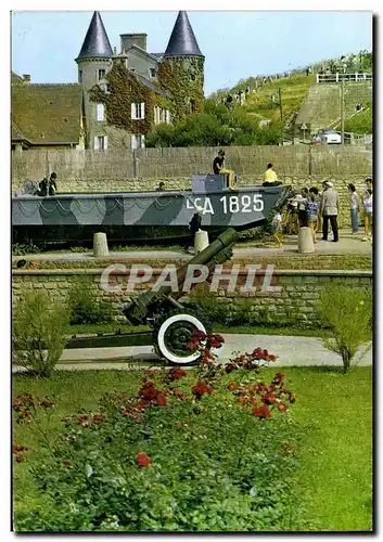 Cartes postales moderne Arromanches Peniche et Canon de Debarquement Militaria