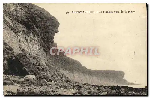 Cartes postales Arromanches Les falaises vues de la plage