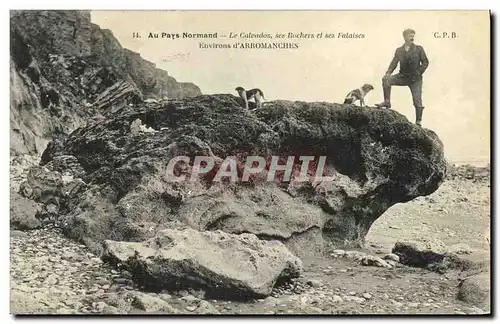 Cartes postales Arromanches Environs Homme et chiens