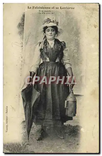 Ansichtskarte AK La Falaisienne et sa Lanterne Folklore Costume