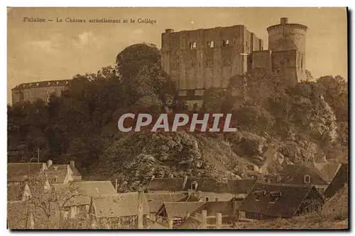 Ansichtskarte AK Falaise Le Chateau actuellement et le College