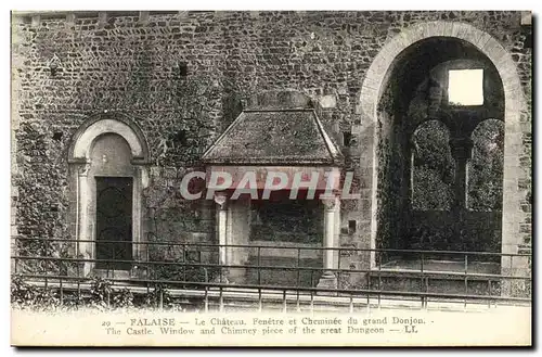 Ansichtskarte AK Falaise Le Chateau Fenetre et Cheminee du grand Donjon