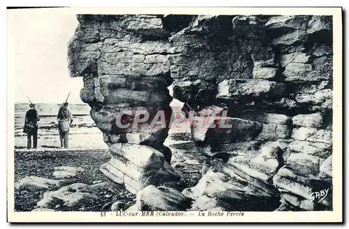 Cartes postales Luc Sur Mer La Roche Percee Pecheurs