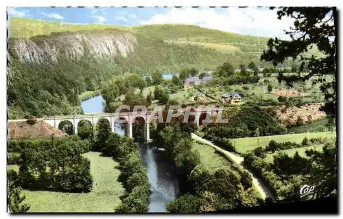 Cartes postales moderne Clecy Le Rochers des Parcs et le Viaduc