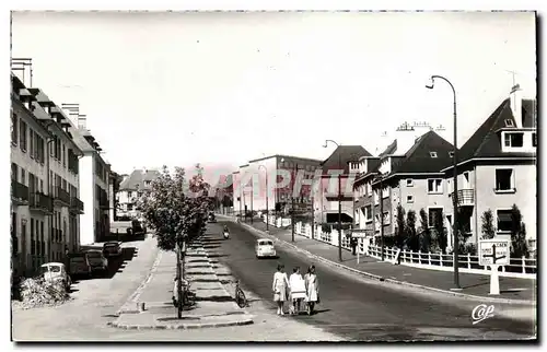 Cartes postales moderne Conde Sur Noireau Avenue de Verdun