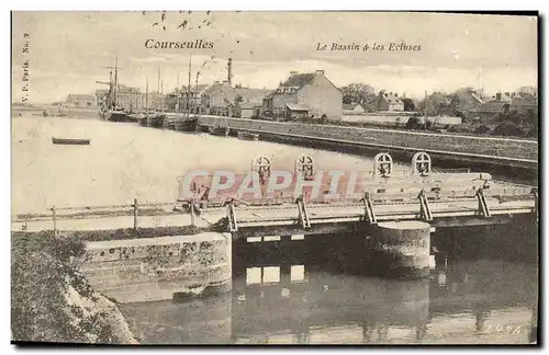 Cartes postales Courseulles Le Bassin et les ecluses