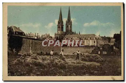 Cartes postales La Delivrande Vue Generale sur Notre Dame de La Delivrande Paysans Culture Foins Fauchage