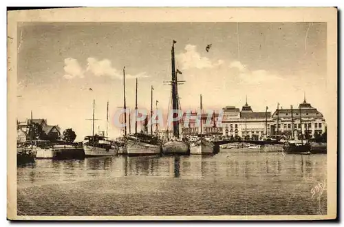 Ansichtskarte AK Deauville Plage Fleurie Le Bassin des Yachts