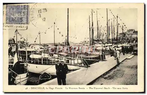 Cartes postales Deauville Plage Fleurie Le Bassin des Yachts Bateaux