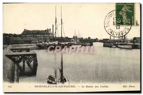 Ansichtskarte AK Deauville Les Bassins des Yachts Bateaux