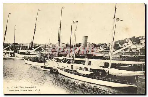 Cartes postales Deauville Les Cotes de la Manche Rentree Par Gros Temps Bateaux