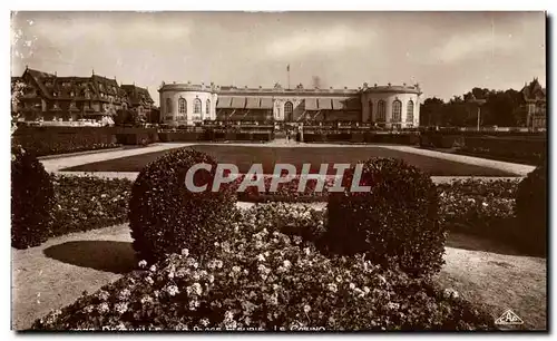 Cartes postales Deauville La plage fleurie Le casino