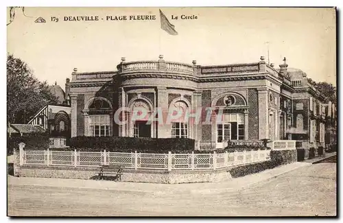 Ansichtskarte AK Deauville La Plage Fleurie Le cercle