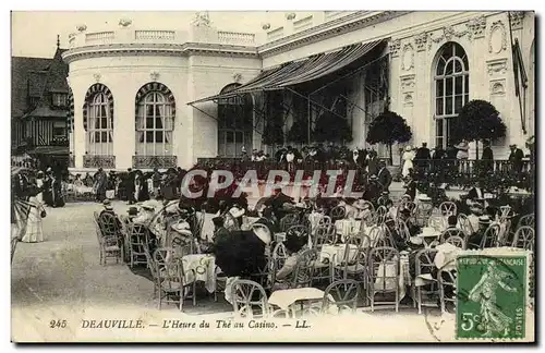 Ansichtskarte AK Deauville L Heure du The au Casino