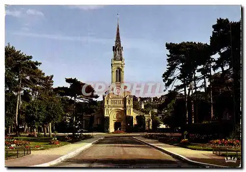 Cartes postales moderne Deauville L Eglise St Augustin