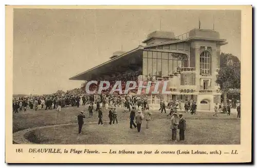 Ansichtskarte AK Deauville Le Champ de Courses La Plage Fleurie Les tribunes un jour de courses Hippisme Chevaux