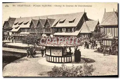 Ansichtskarte AK Deauville la Plage Fleurie Champ de Courses de Clairefontaine Hippisme Chevaux