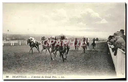 Cartes postales Deauville L Arrivee du Grand Prix Hippisme Chevaux