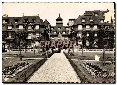 Cartes postales moderne Deauville Plage Fleuries de L Hotel