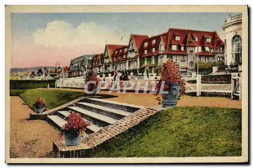 Ansichtskarte AK Deauville La Plage Fleurie Normandy Hotel et boulevard Cornuche