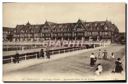 Cartes postales Deauville Le Casino et Normandy Hotel et les tennis