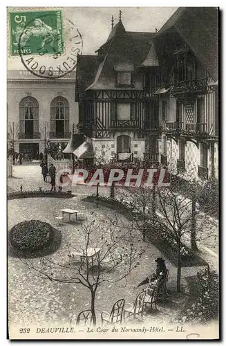 Cartes postales Deauville Normandy Hotel Plage Fleurie La cour du Normandy Hotel