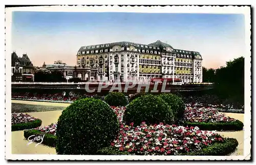 Cartes postales moderne Deauville La Plage Fleurie Le Royal Hotel et les jardins