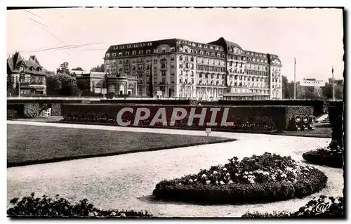 Cartes postales moderne Deauville La Plage Fleurie Le Royal Hotel et les Jardins