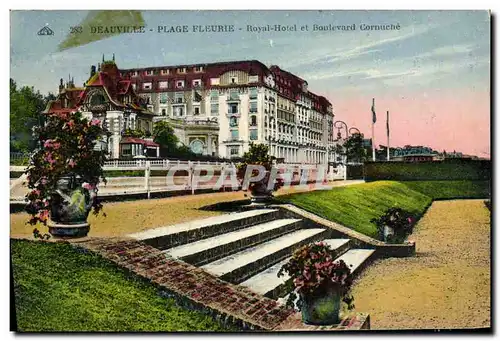 Ansichtskarte AK Deauville Plage Fleurie Royal Hotel et Boulevard Cornuche