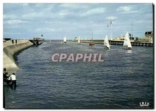 Cartes postales moderne Deauville Trouville Les Jetees et les Voiliers Bateaux