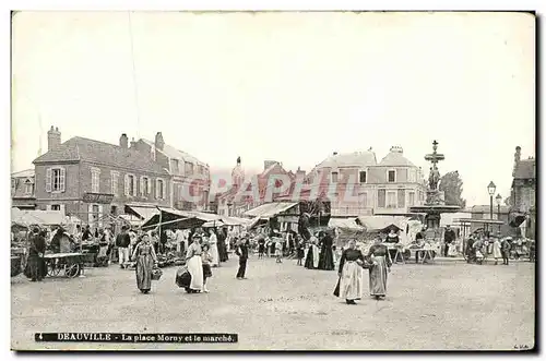 Cartes postales Deauville La Place Morny et le Marche