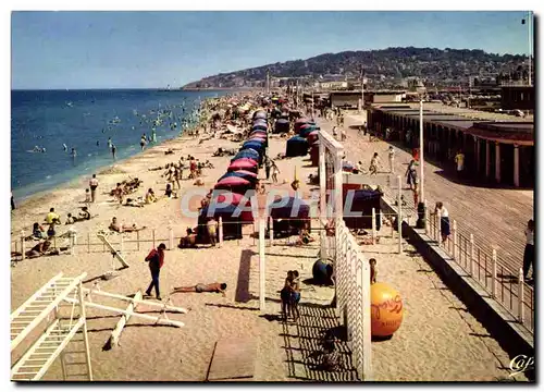 Cartes postales moderne Deauville Trouville Vue d ensemble de la plage de Deauville