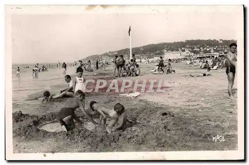 Cartes postales moderne Deauville La Plage Enfants