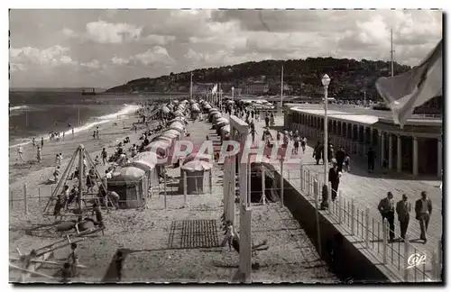 Ansichtskarte AK Deauville La Plage Fleurie La Plage a maree haute