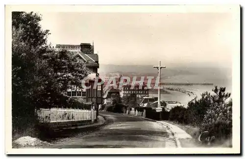 Ansichtskarte AK Trouville Reine des Plages Vue prise du Calvaire vers la plage