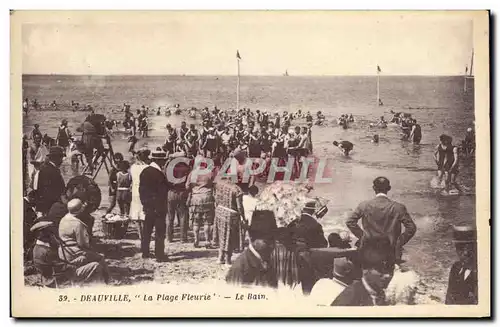 Ansichtskarte AK Deauville La Plage Fleurie Le Bain