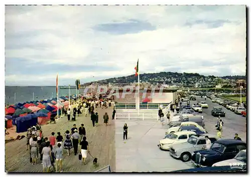 Cartes postales moderne Deauville Plage Fleurie La promendae et la plage et le Boulevard de la Mer