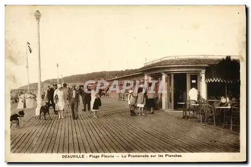 Ansichtskarte AK Deauville Plage Fleurie La Promenade sur les Planches