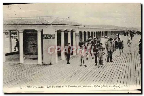 Ansichtskarte AK Deauville Les Planches et la Fontaine des Nouveaux Bains Enfants