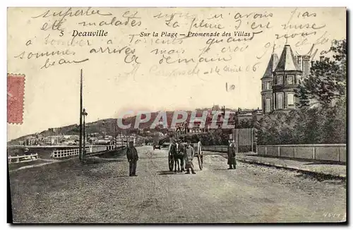 Cartes postales Deauville Sur la Plage Promenade des Villas animee