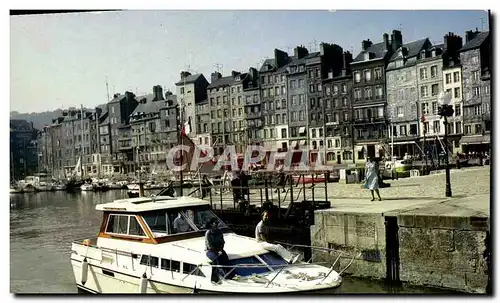 Cartes postales moderne Honfleur L ecluse du Vieux Bassin Bateau