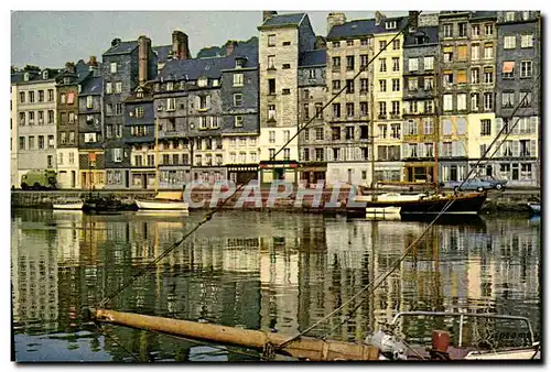 Moderne Karte Honfleur Le Vieux Bassin et ses curieuse facades anciennes