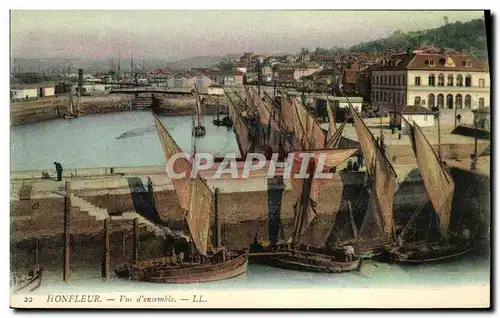 Ansichtskarte AK Honfleur Vue d ensemble Bateaux