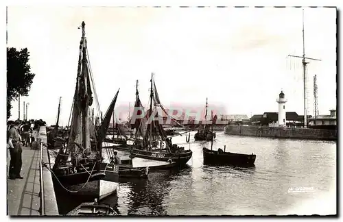 Cartes postales moderne Honfleur Bateaux de peche a quai Bateaux